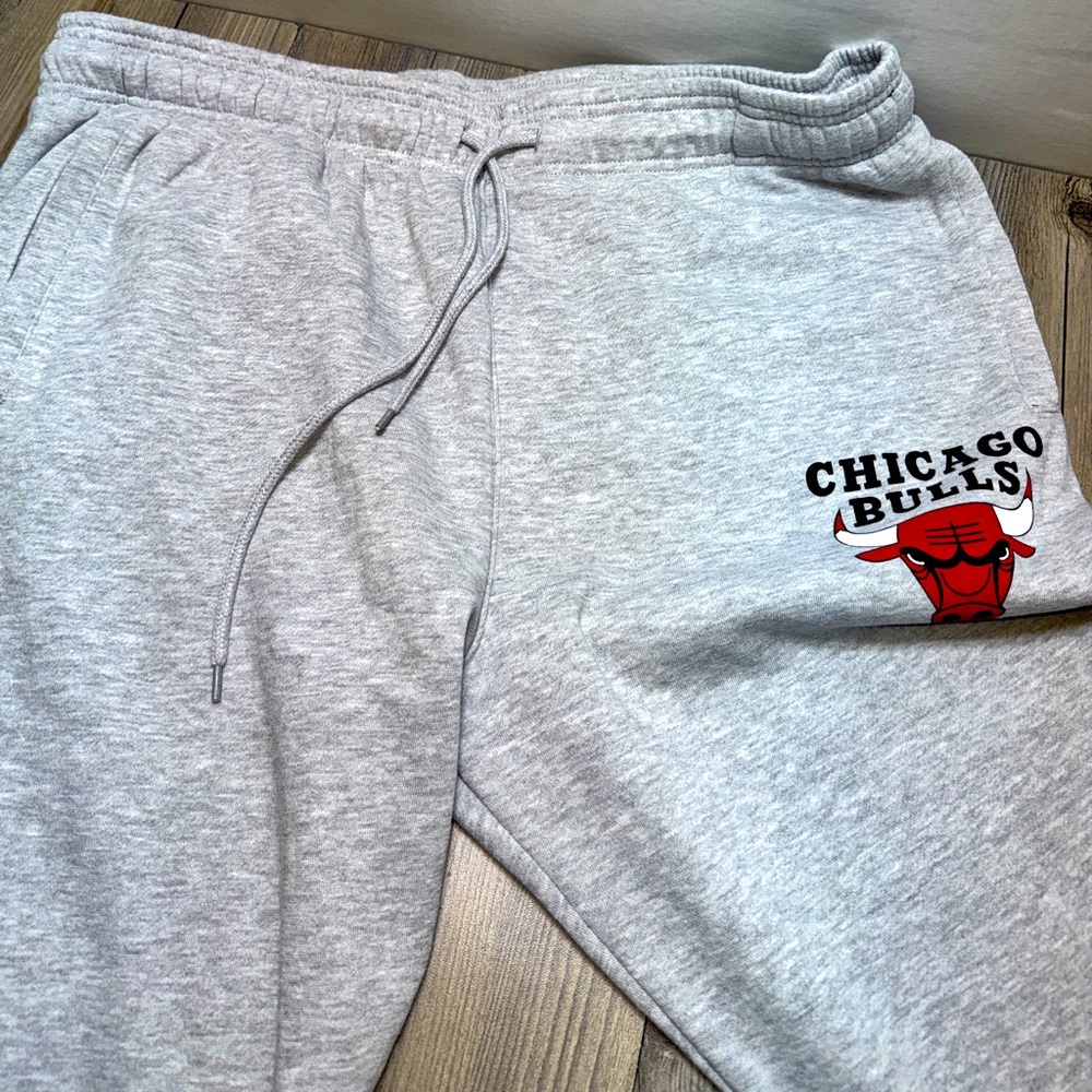 CHICAGO BULLS NBA Team Ultra Game Men’s Soft Jogger Sweat Pant Bottom Lt Grey/XL